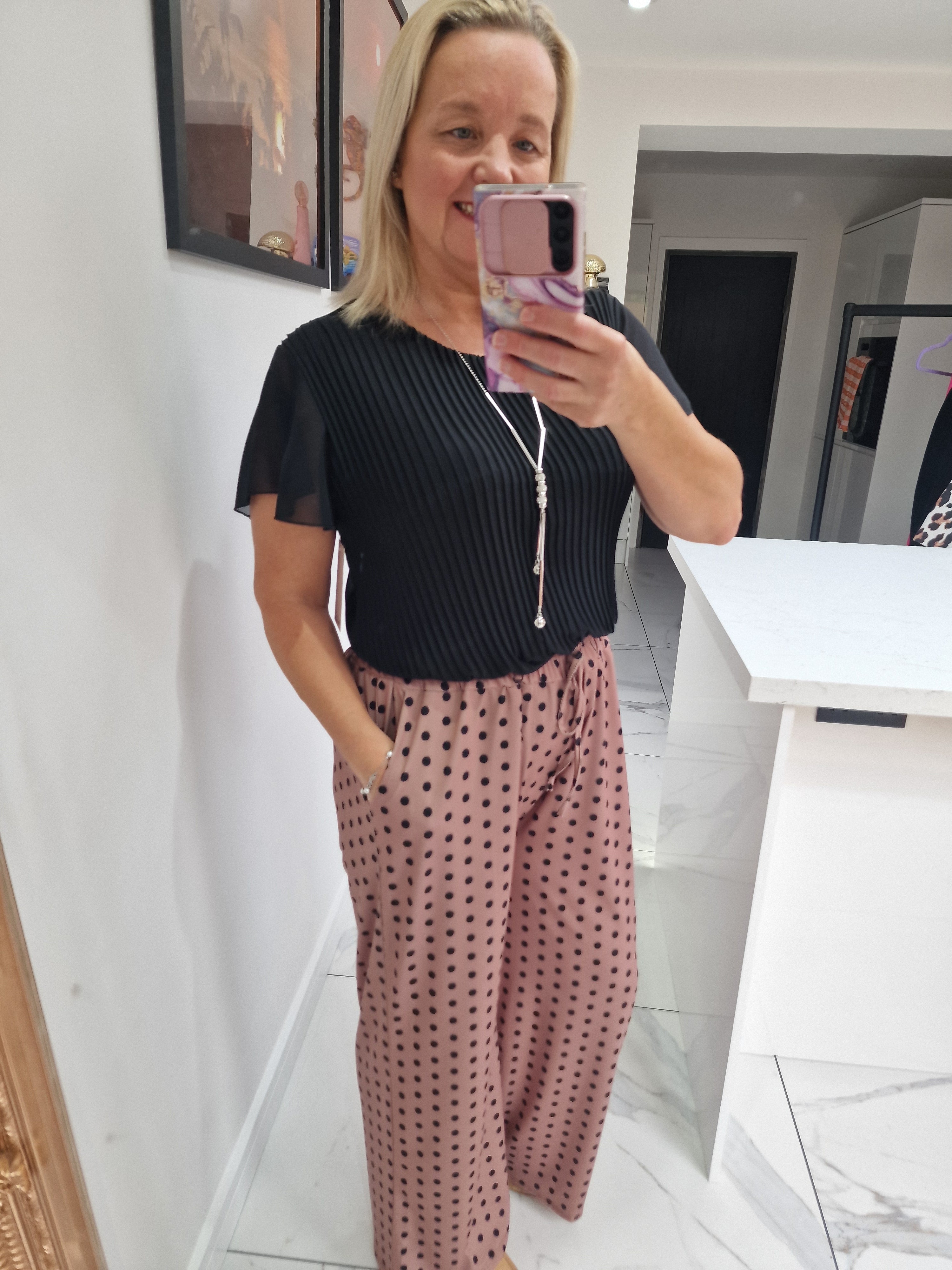 Spotted trousers
