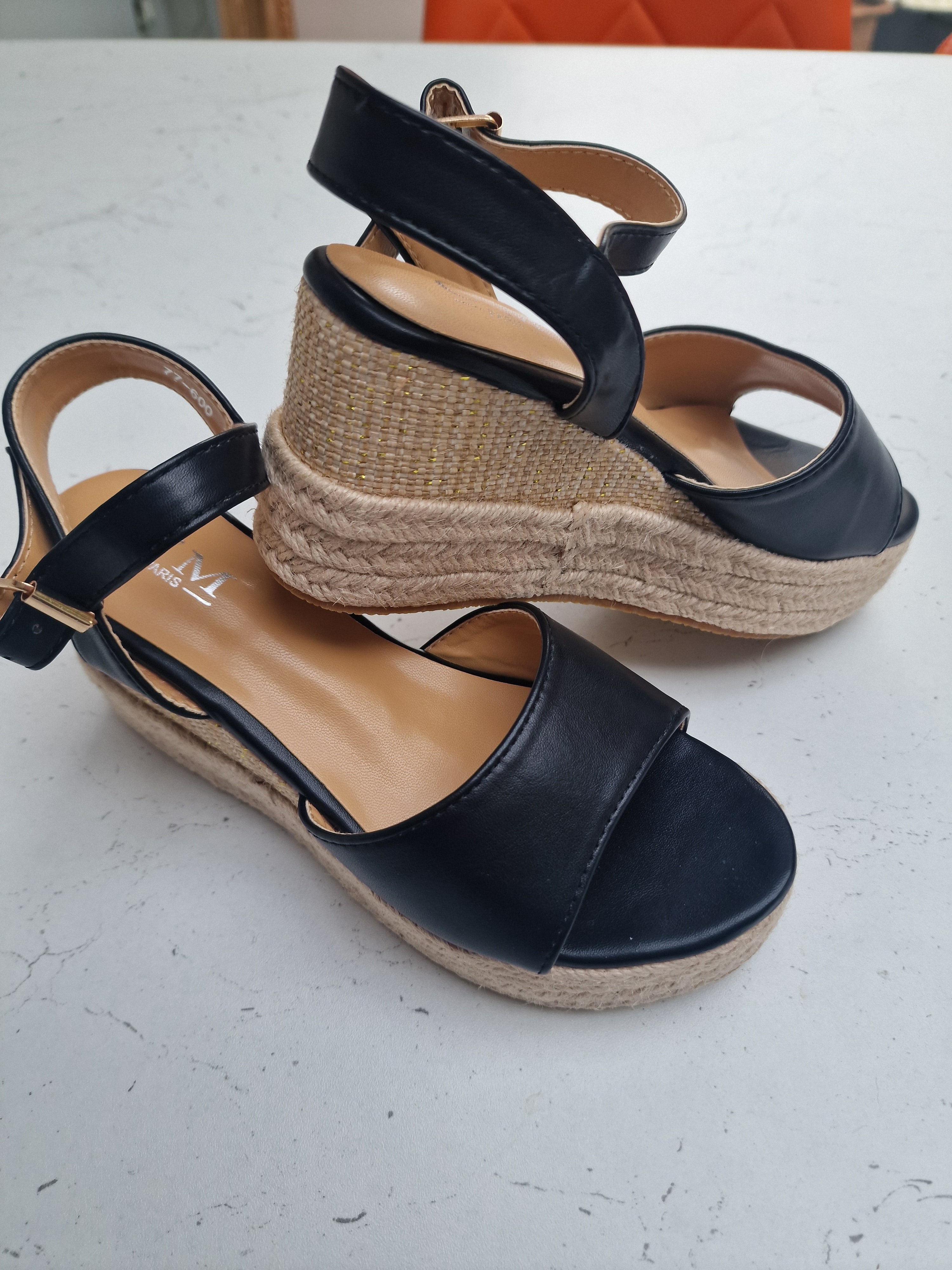 Mia wedge sandles