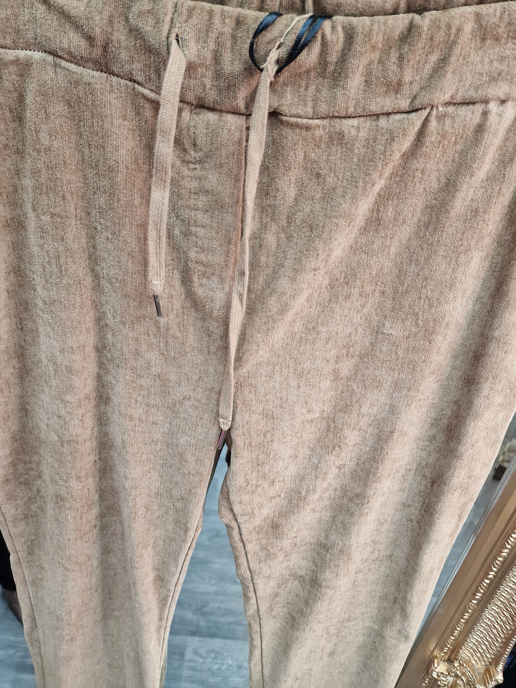 Wish magic cord fitted trousers